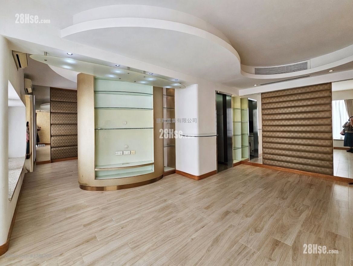 The Metropolis Residence Sell 2 Bedrooms , 1 Bathroom 473 ft²