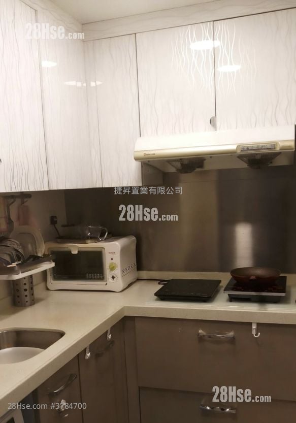 The Metropolis Residence Sell 2 Bedrooms , 1 Bathroom 473 ft²