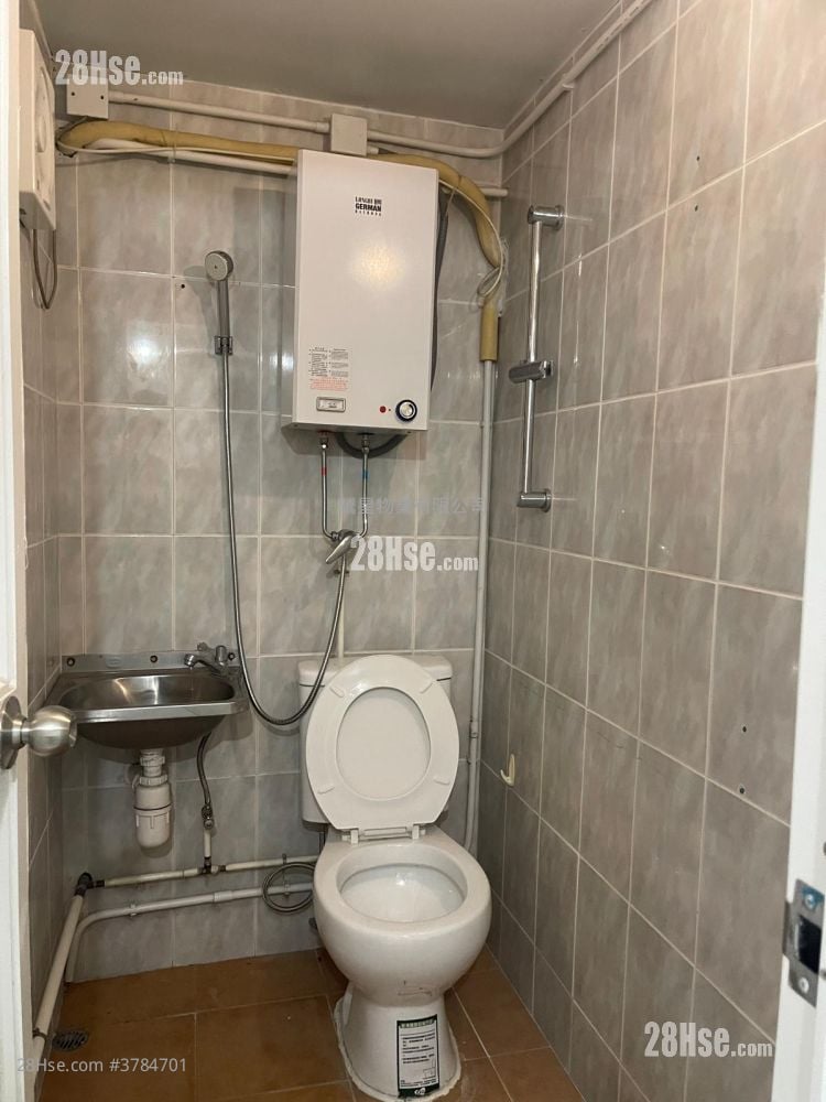 村屋 租盘 1 房 , 1 浴室 380 平方尺