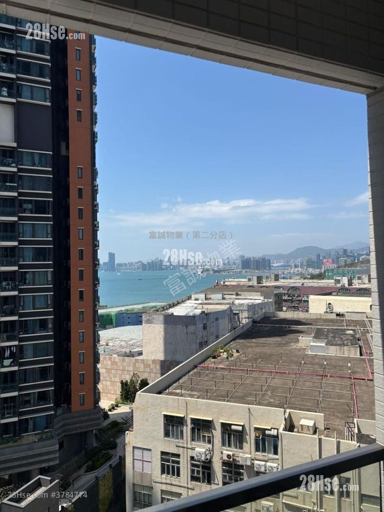 The Spectacle Sell 2 Bedrooms , 1 Bathroom 544 ft²