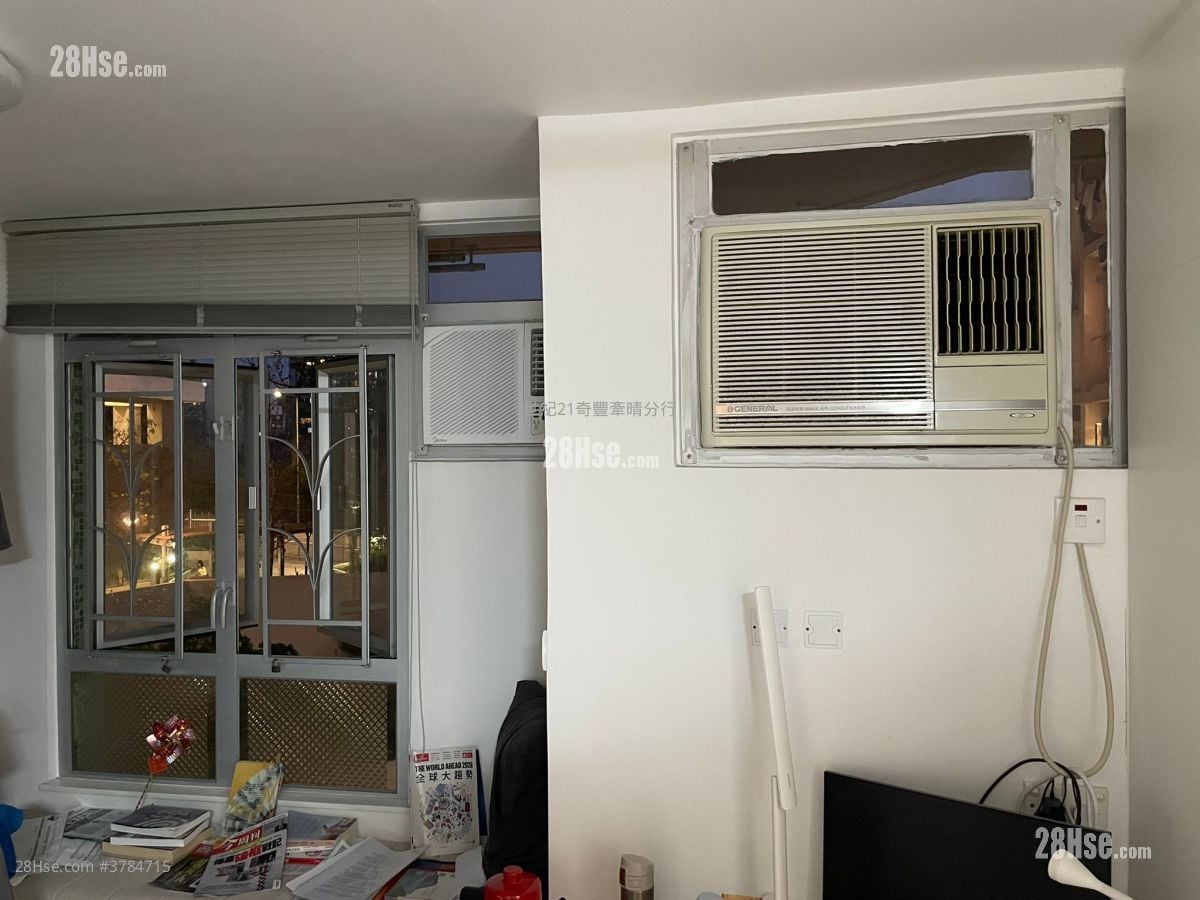 Kwun Hei Court Sell 1 Bathroom 426 ft²