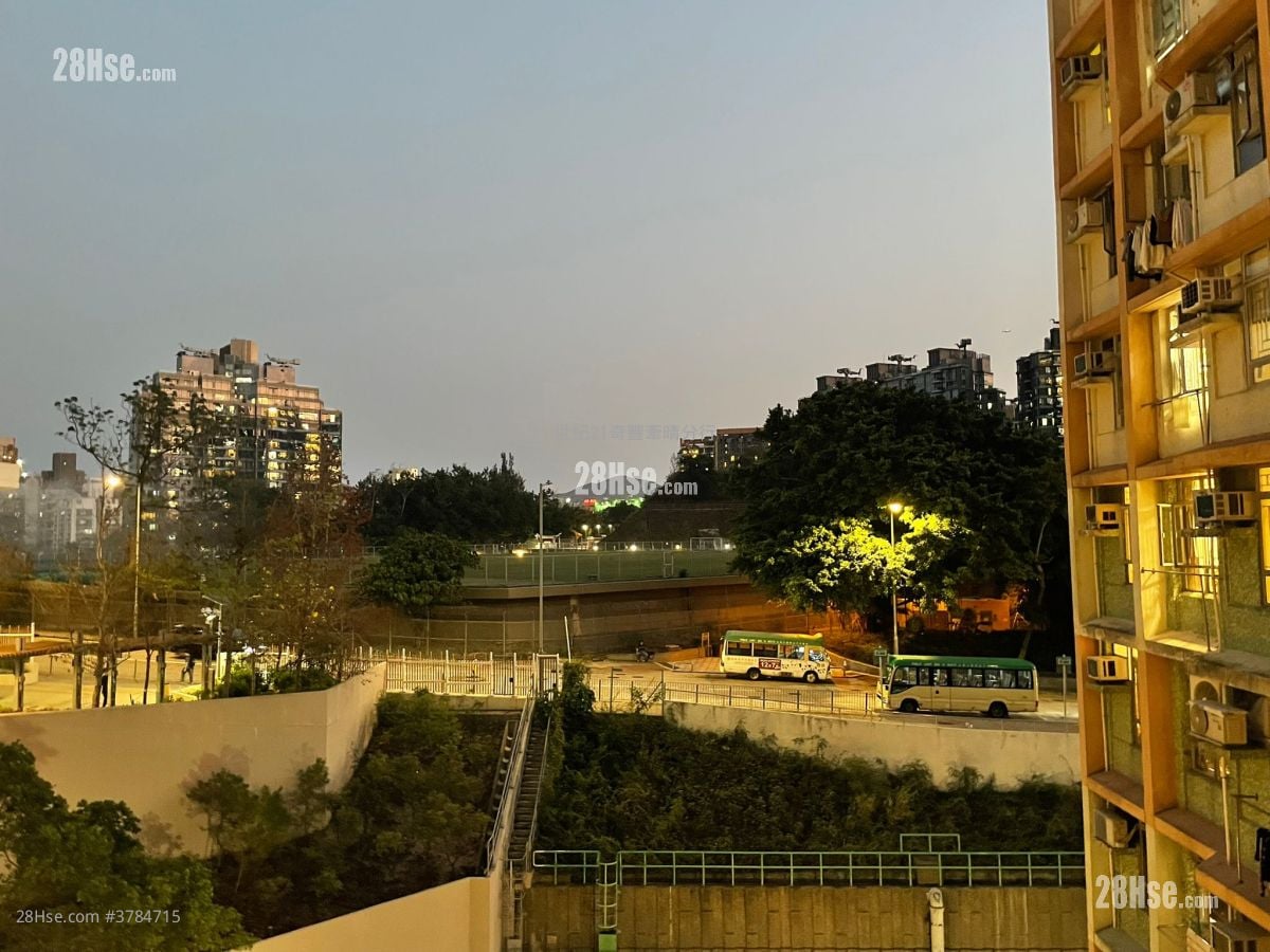 Kwun Hei Court Sell 1 Bathroom 426 ft²