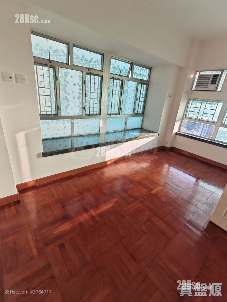 上水中心 租盘 351 平方尺