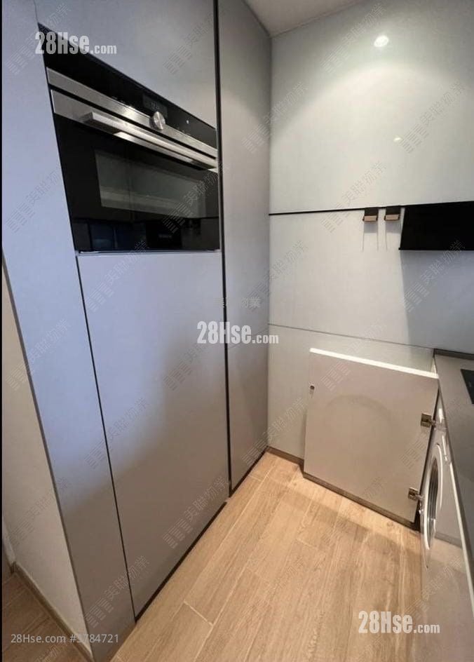 Lp6 Sell 1 Bedroom , 1 Bathroom 307 ft²