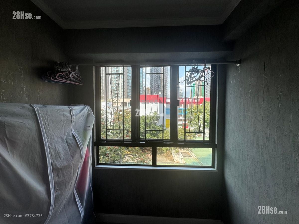 红磡花园 售盘 3 房 , 1 浴室 480 平方尺