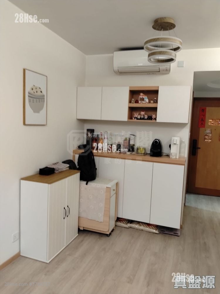 维景湾畔 售盘 2 房 , 1 浴室 499 平方尺