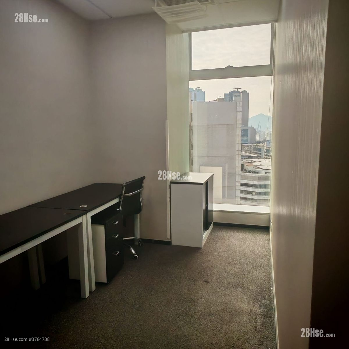 Billion Plaza 2 Rental 160 ft²