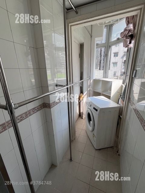 Valiant Court Rental Studio , 1 Bathroom 224 ft²