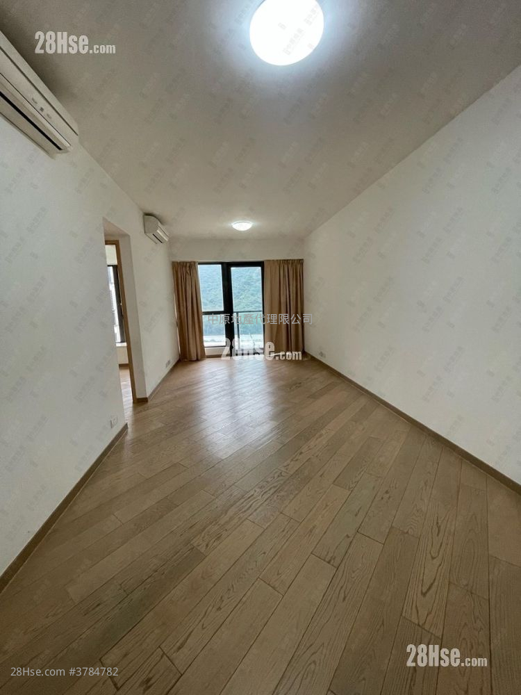 The Visionary Sell 2 Bedrooms 703 ft²