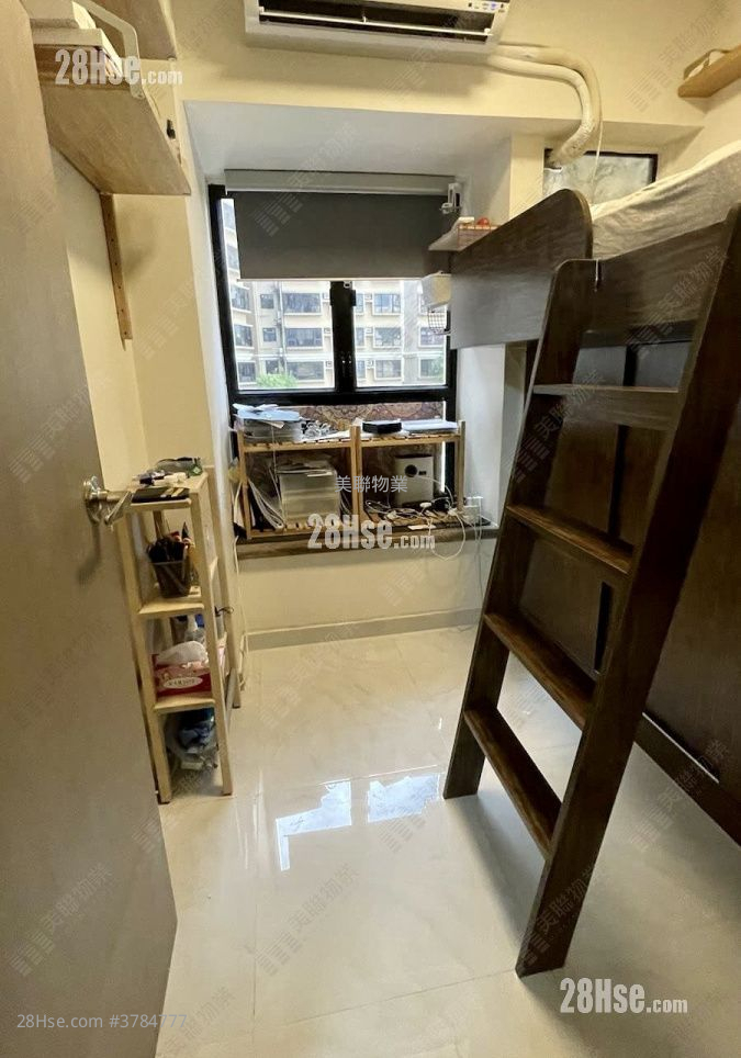 bedroom 1: Scenic Garden Sell 2 Bedrooms , 1 Bathroom 480 ft²