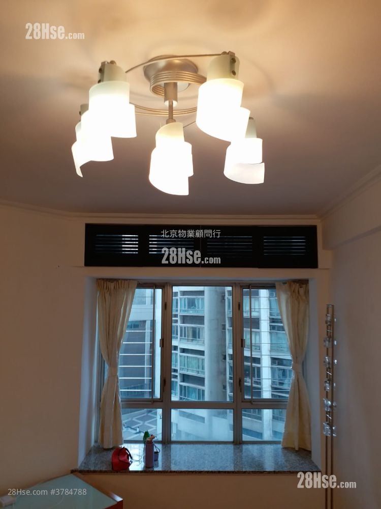 丽港城 租盘 2 房 , 1 浴室 517 平方尺