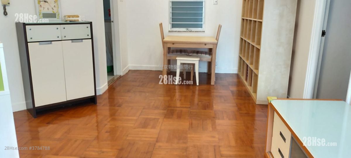 丽港城 租盘 2 房 , 1 浴室 517 平方尺