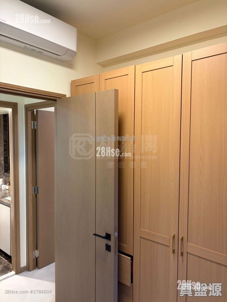 #LYOS 租盘 460 平方尺