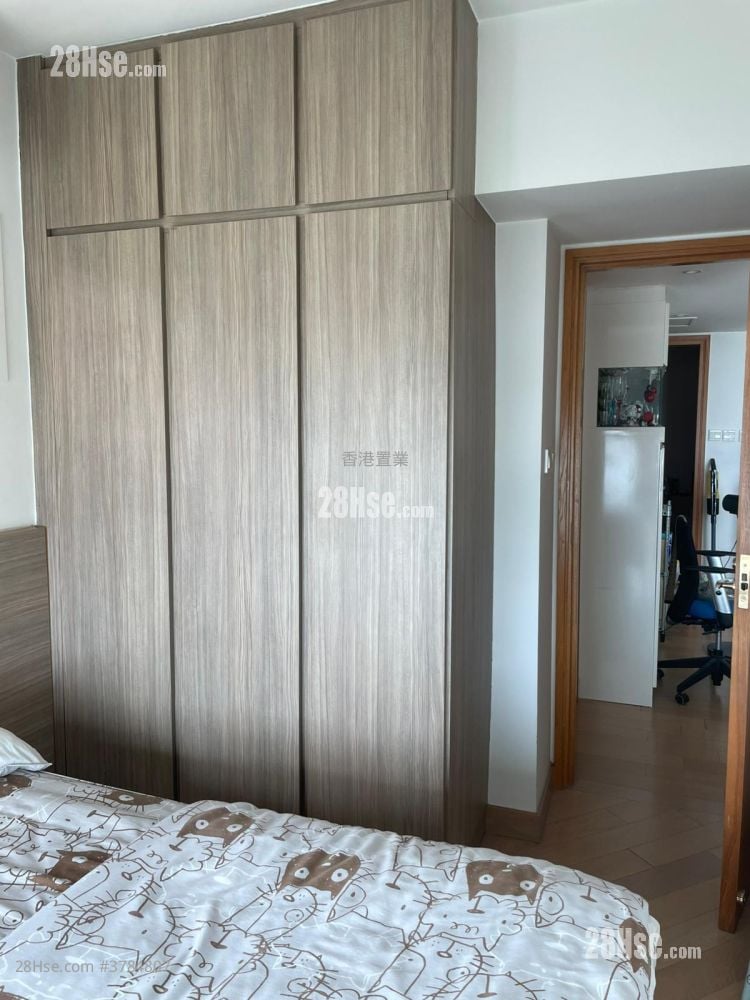 Park Island Sell 2 Bedrooms , 1 Bathroom 589 ft²