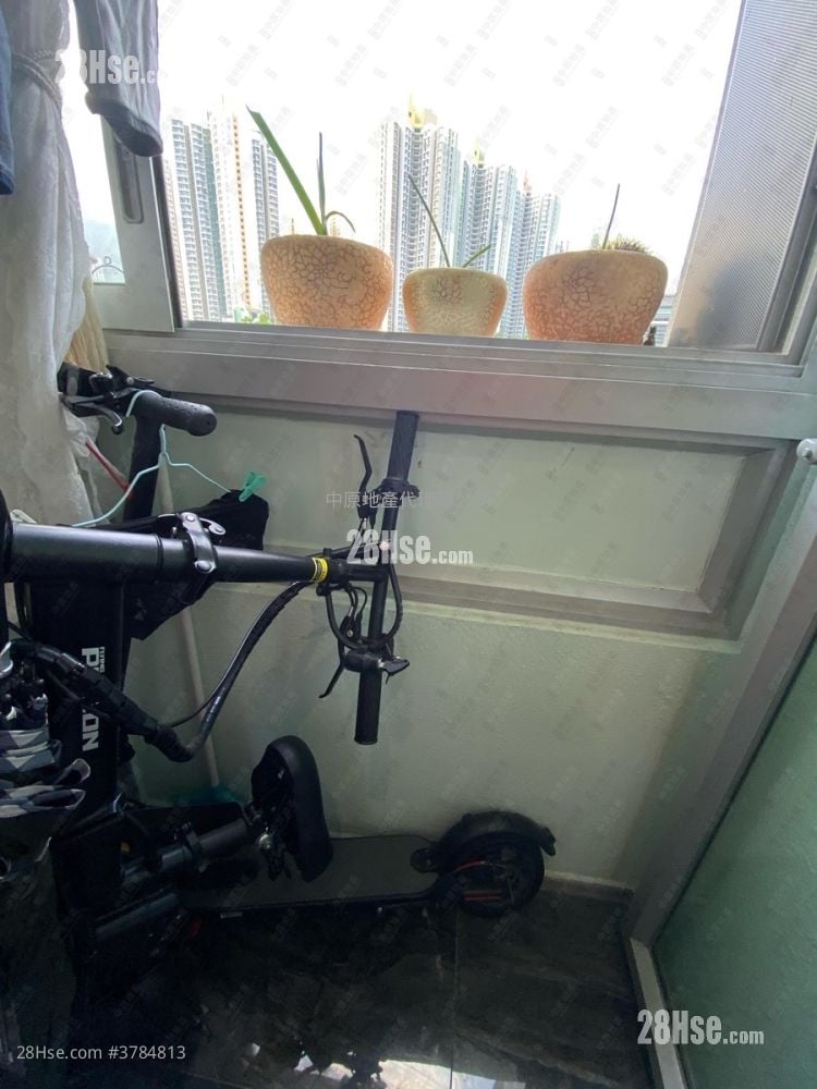 Yu Tai Court Sell 3 Bedrooms , 1 Bathroom 428 ft²