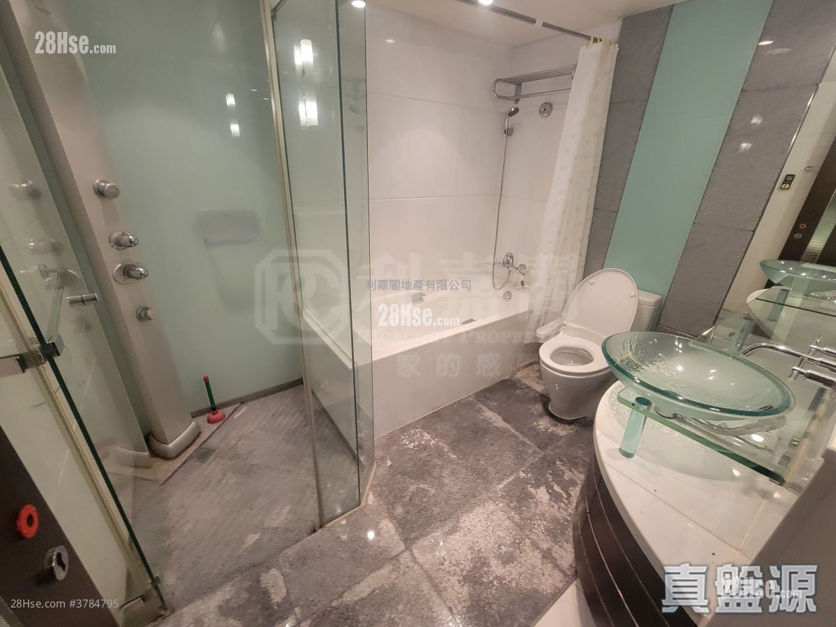 The Harbourside Sell 3 Bedrooms , 2 Bathrooms 1,088 ft²