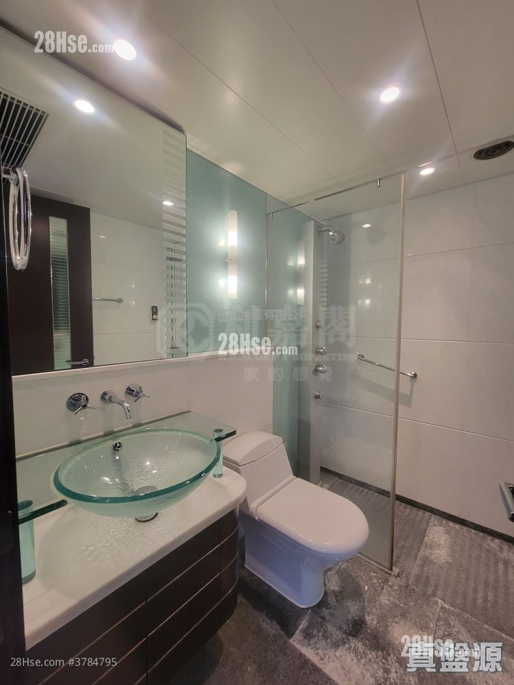 The Harbourside Sell 3 Bedrooms , 2 Bathrooms 1,088 ft²