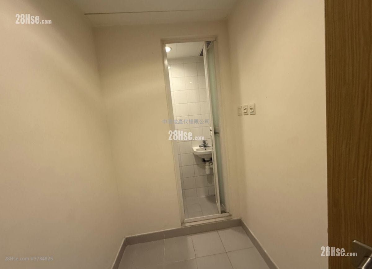 The Visionary Sell 3 Bedrooms , 4 Bathrooms 963 ft²