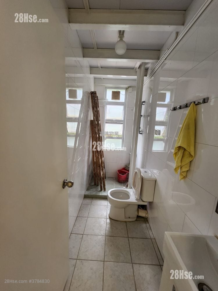 Fu Cheung Centre Rental 1,808 ft²