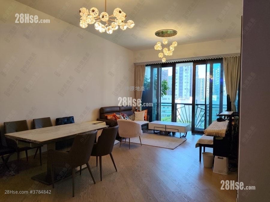 Grand Homm Sell 3 Bedrooms 1,380 ft²