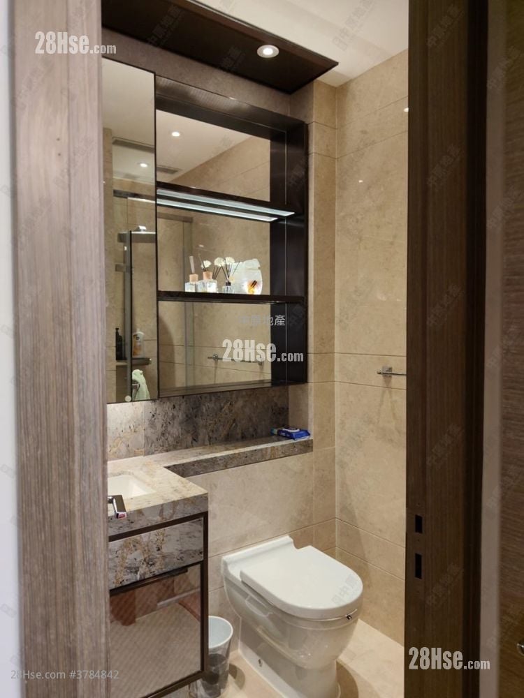 Grand Homm Sell 3 Bedrooms 1,380 ft²