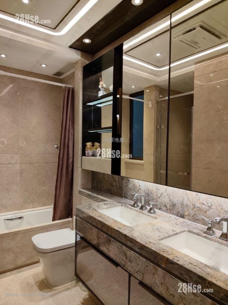 Grand Homm Sell 3 Bedrooms 1,380 ft²