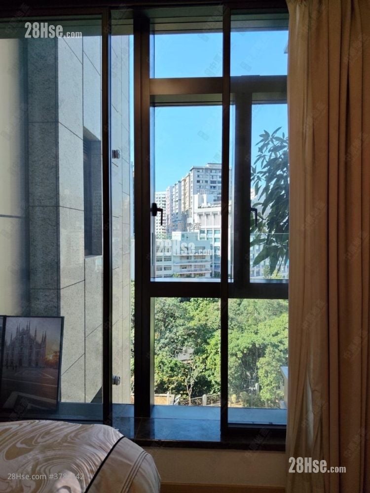 Grand Homm Sell 3 Bedrooms 1,380 ft²