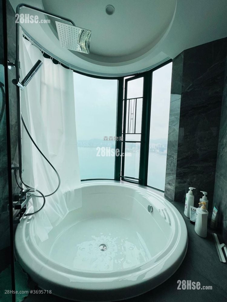 Grand Promenade Sell 4 Bedrooms , 3 Bathrooms 1,129 ft²