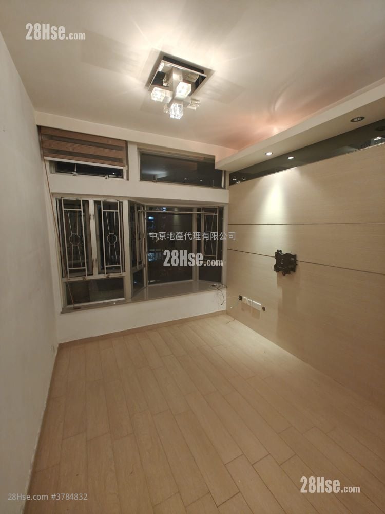 海滨花园 售盘 3 房 , 1 浴室 497 平方尺