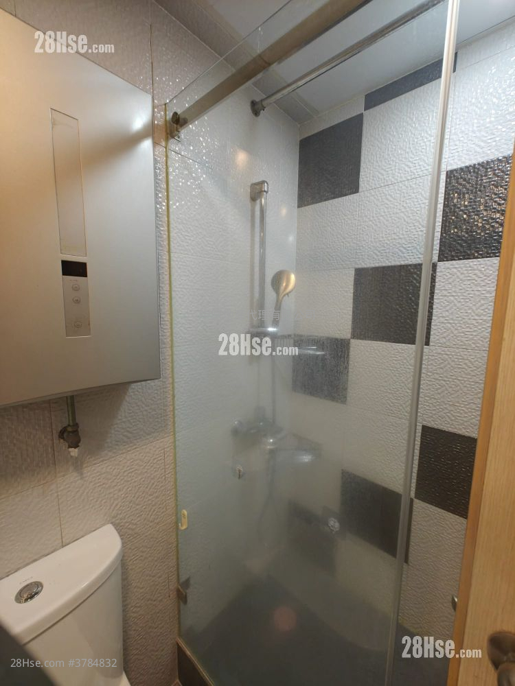 海滨花园 售盘 3 房 , 1 浴室 497 平方尺