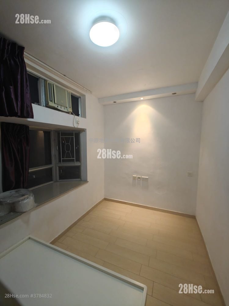 海滨花园 售盘 3 房 , 1 浴室 497 平方尺