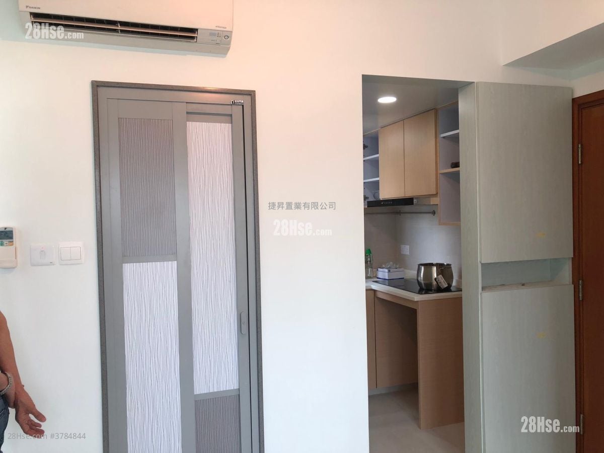 Palatial Stand Sell 2 Bedrooms , 1 Bathroom 256 ft²