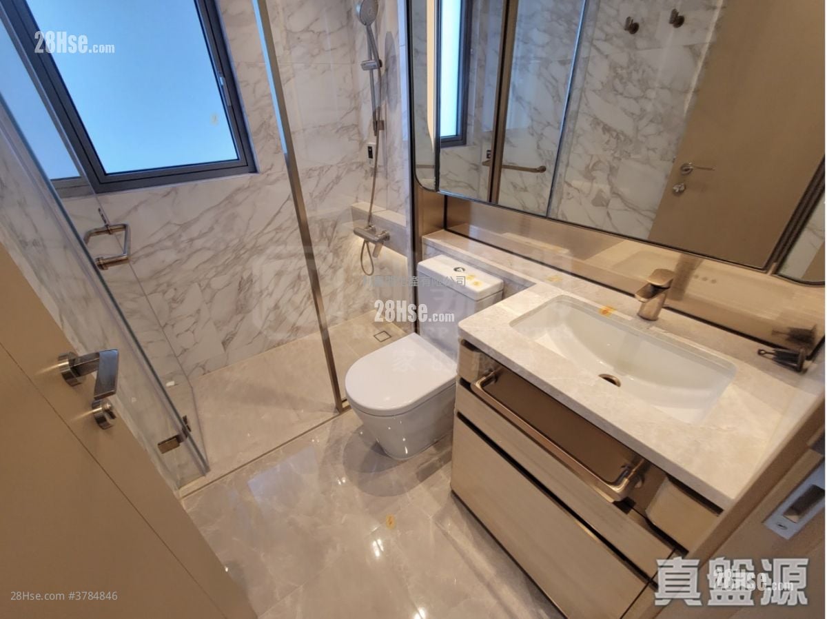 Grand Victoria Rental 2 Bedrooms , 1 Bathroom 532 ft²