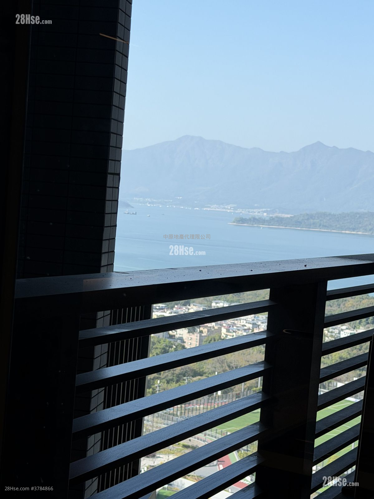 廚房窗外都係海景