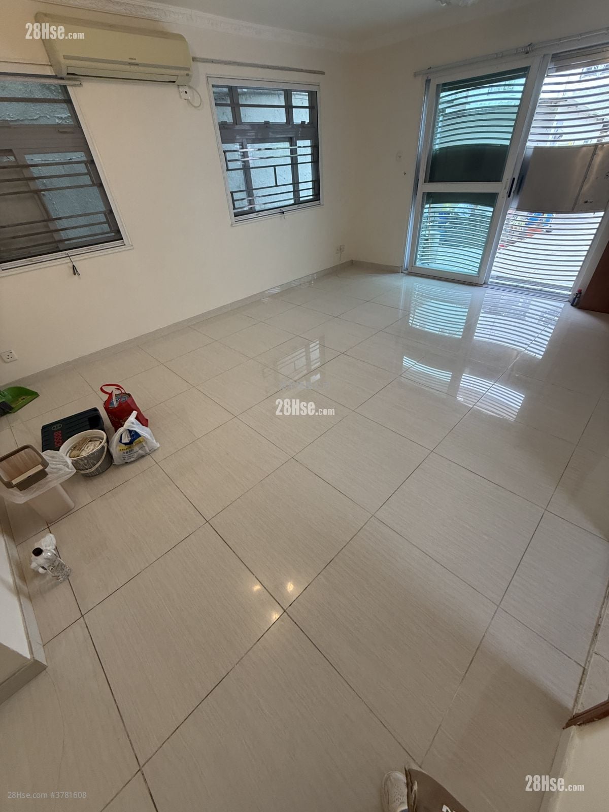 锦田市 租盘 2 房 , 2 浴室 500 平方尺