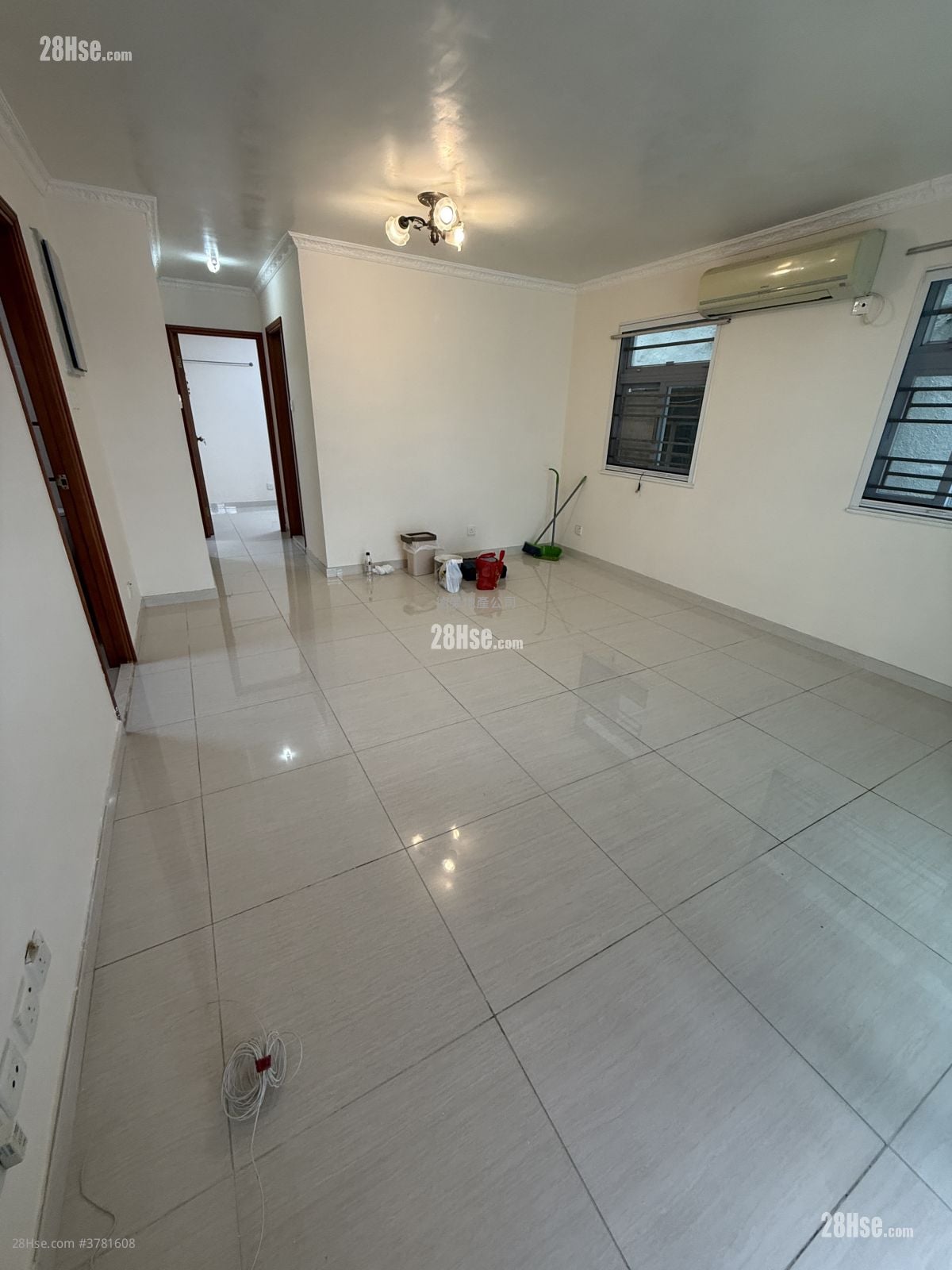 锦田市 租盘 2 房 , 2 浴室 500 平方尺