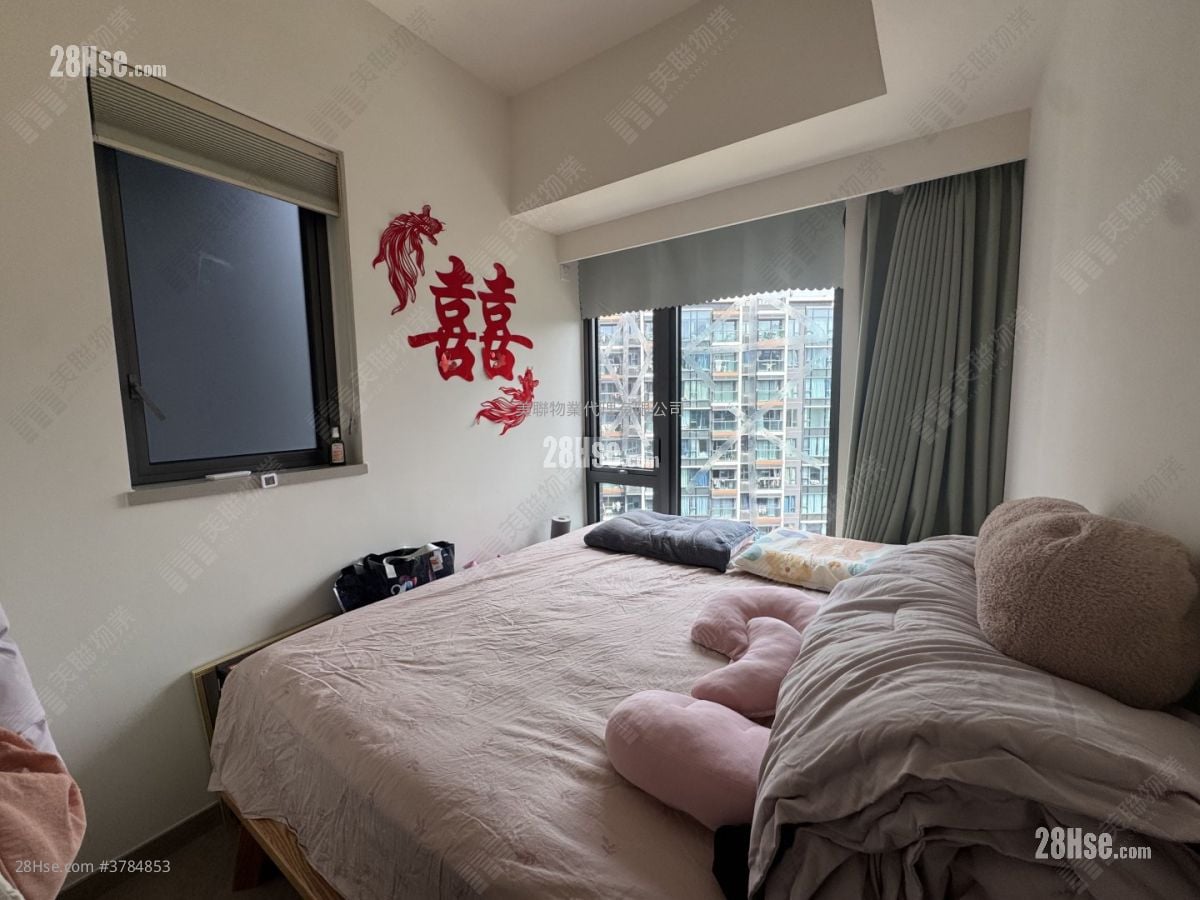 Silicon Hill Sell 2 Bedrooms , 1 Bathroom 426 ft²