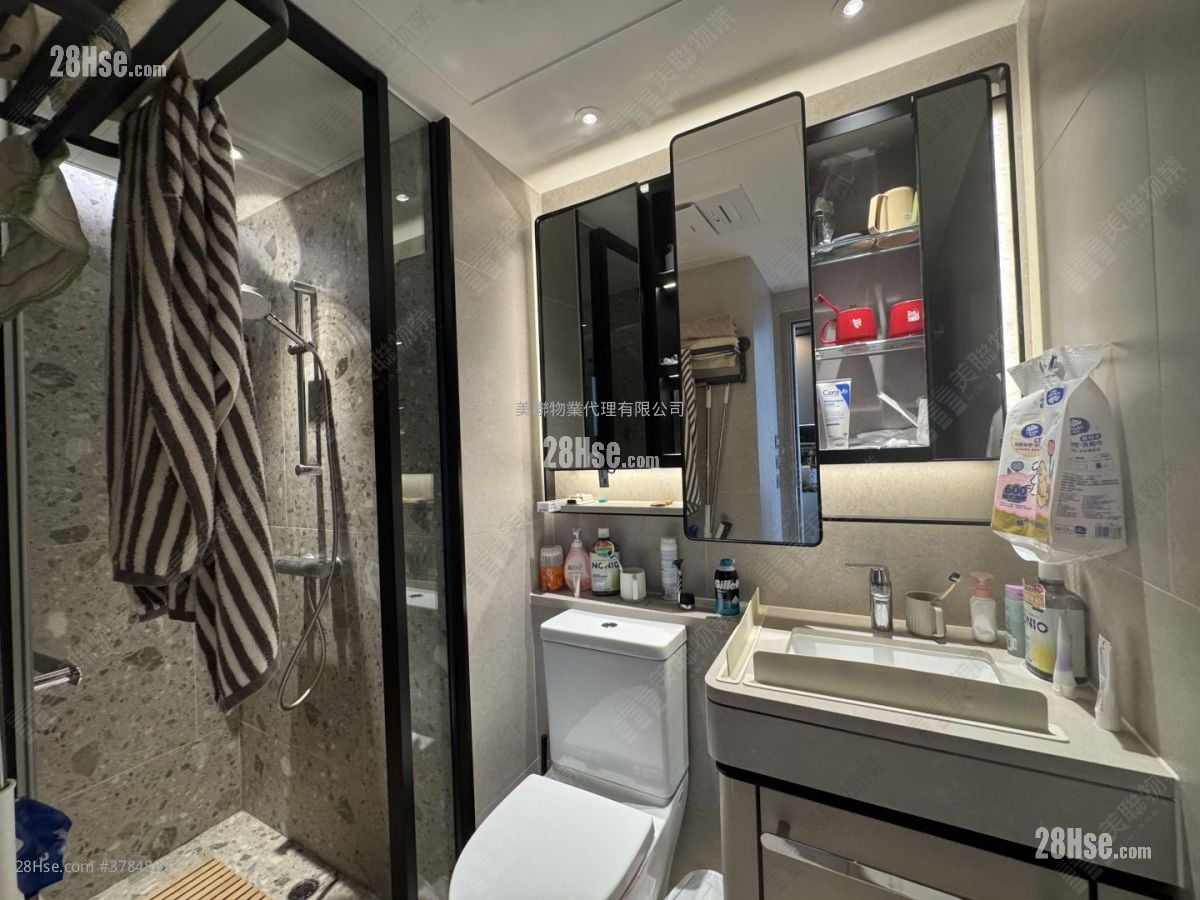 Silicon Hill Sell 2 Bedrooms , 1 Bathroom 426 ft²