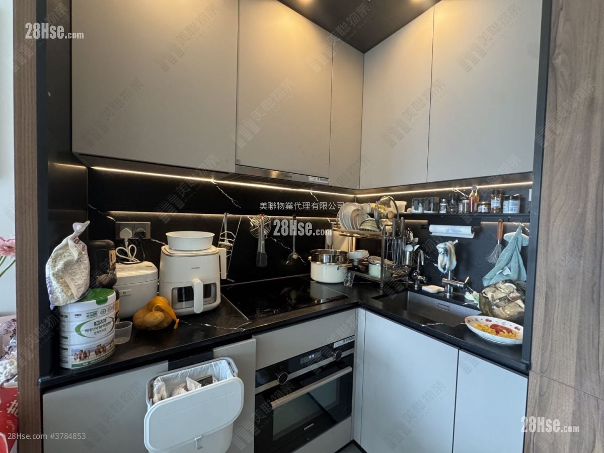 Silicon Hill Sell 2 Bedrooms , 1 Bathroom 426 ft²