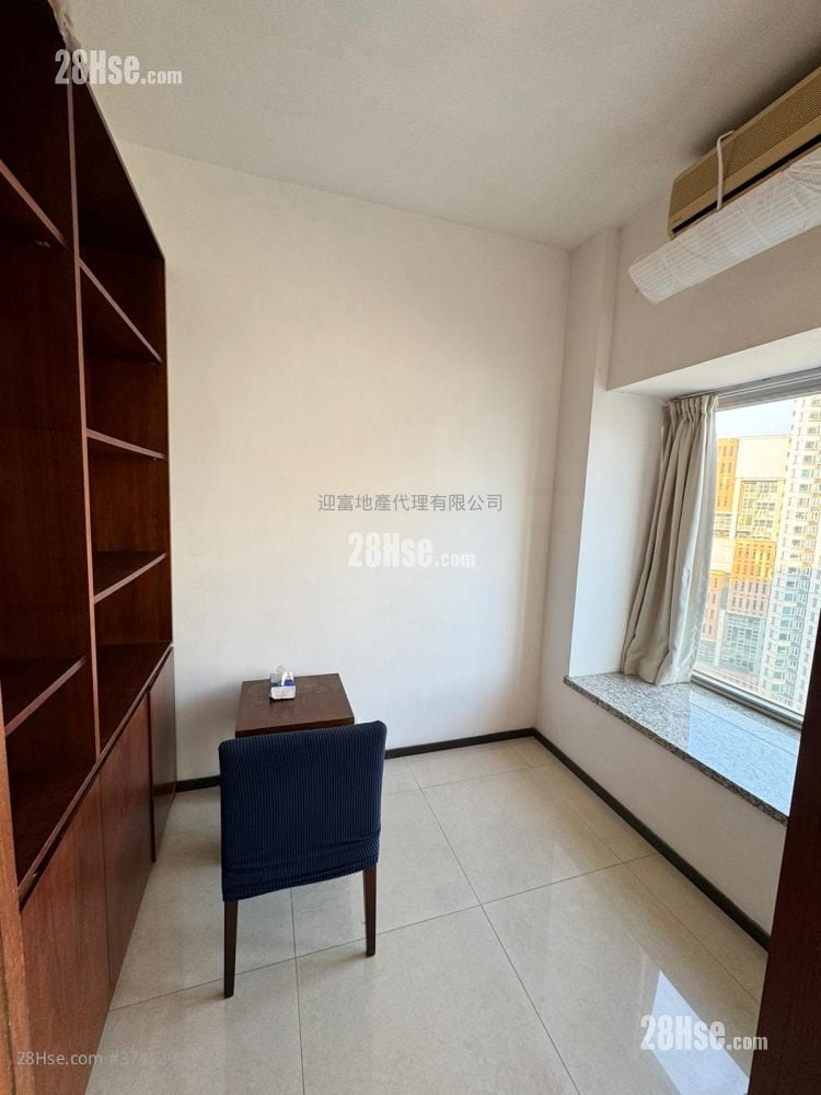 The Metropolis Residence Rental 2 Bedrooms , 1 Bathroom 489 ft²