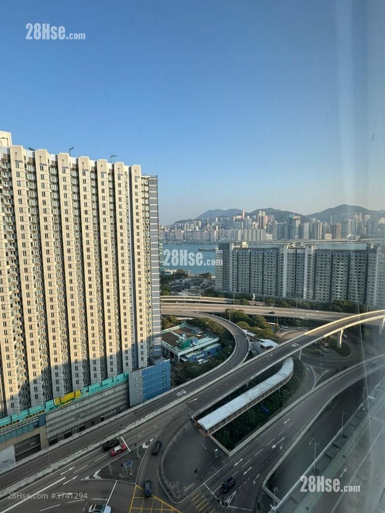 The Metropolis Residence Rental 2 Bedrooms , 1 Bathroom 489 ft²