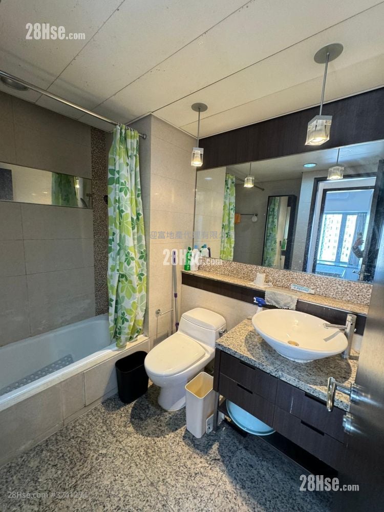 The Metropolis Residence Rental 2 Bedrooms , 1 Bathroom 489 ft²