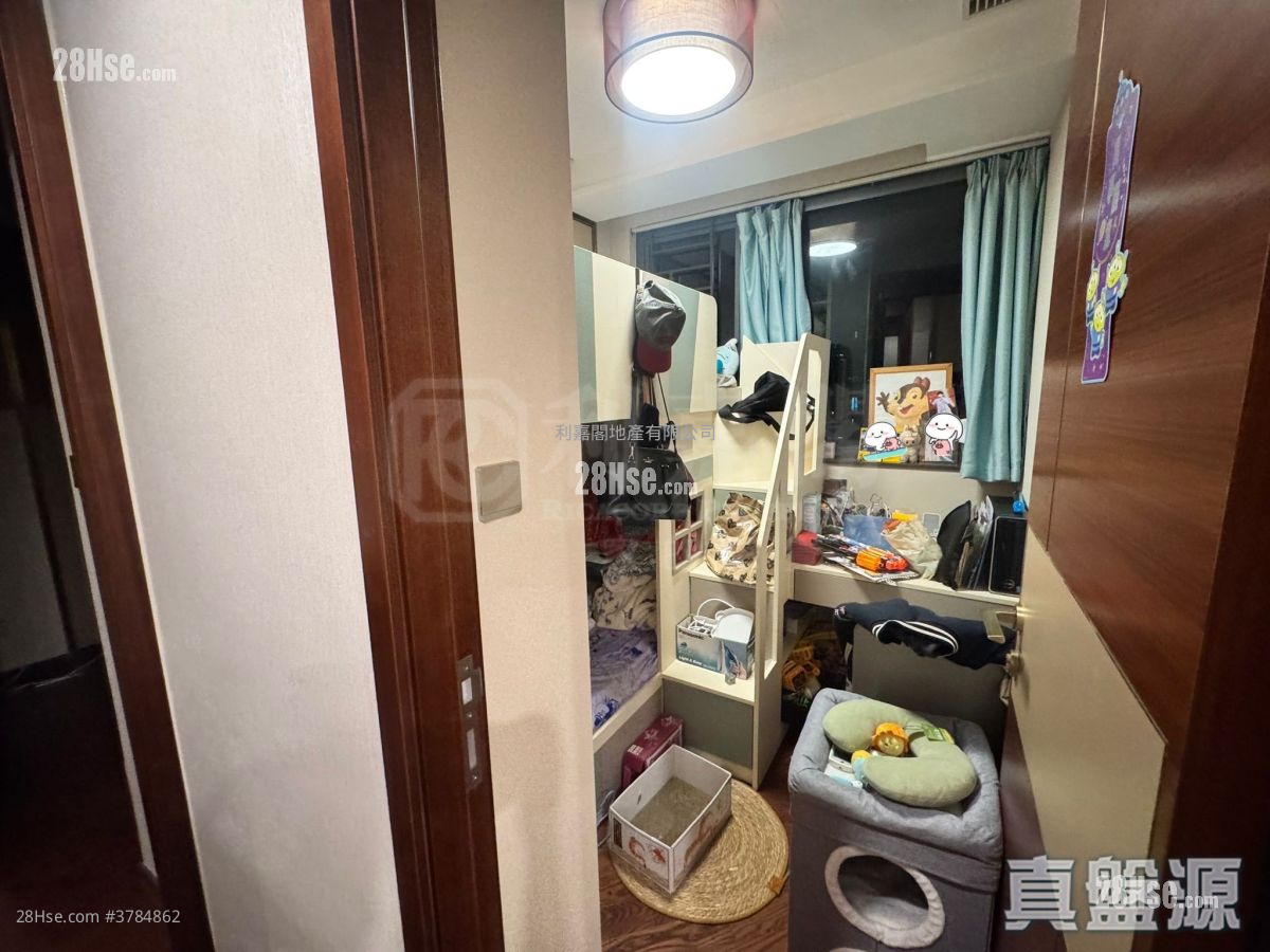 The Vertex Sell 2 Bedrooms , 1 Bathroom 438 ft²