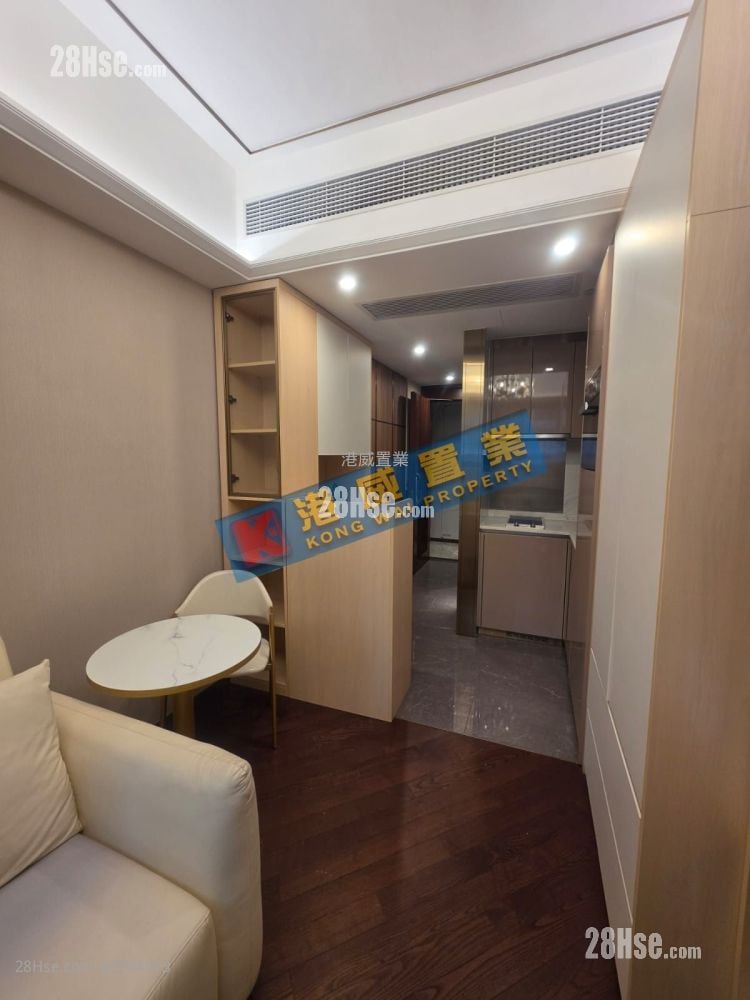 睿峰 租盘 1 浴室 244 平方尺