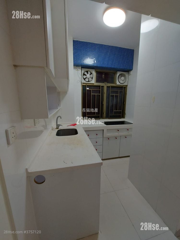 宝城洋楼 租盘 428 平方尺