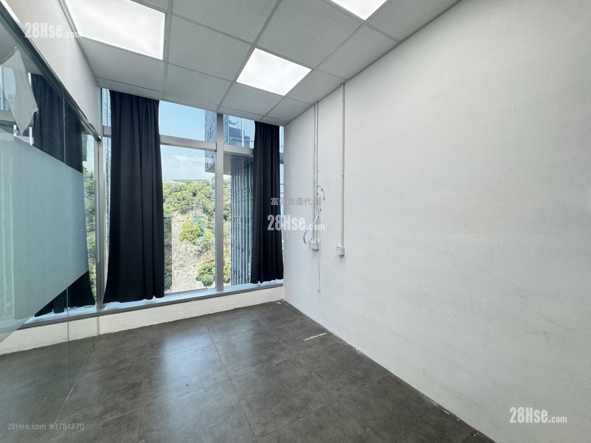 Ford Glory Plaza Rental