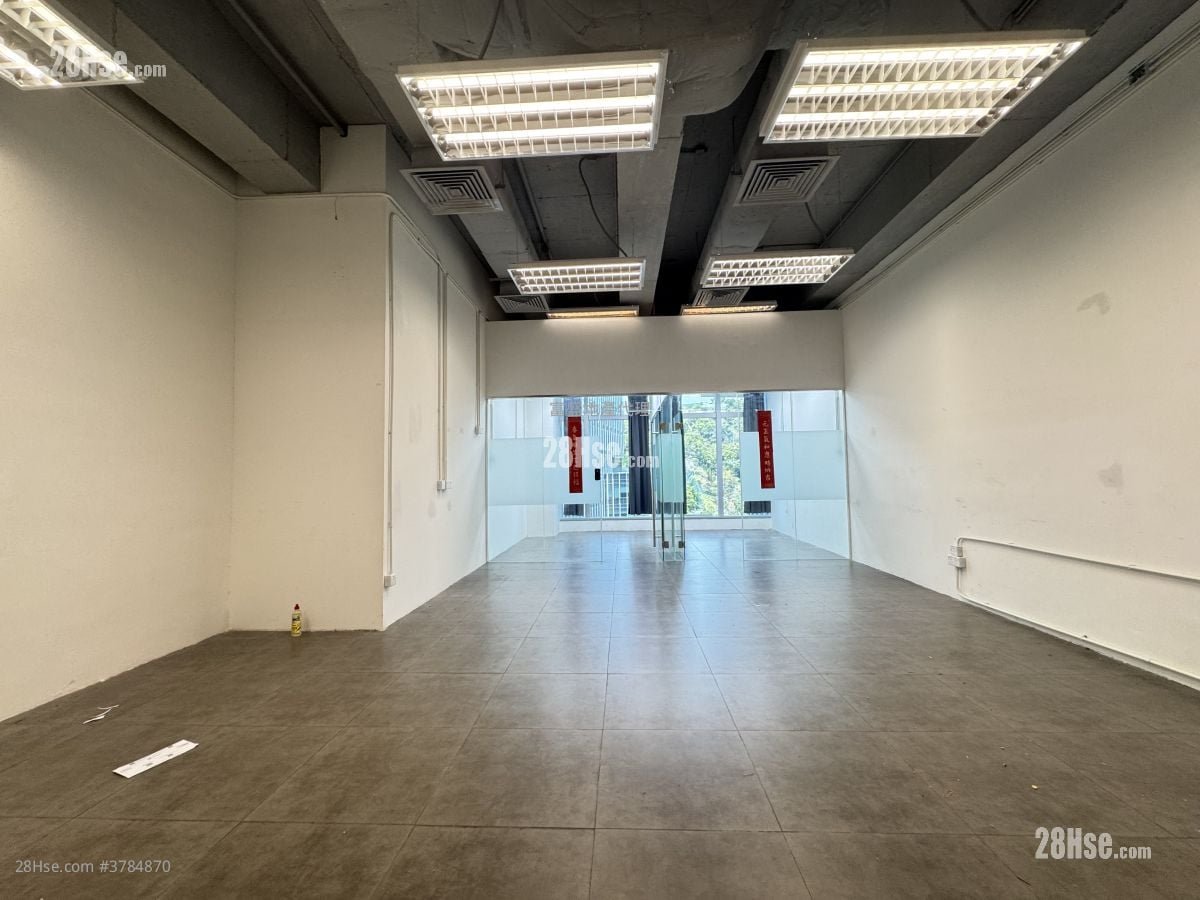 Ford Glory Plaza Rental