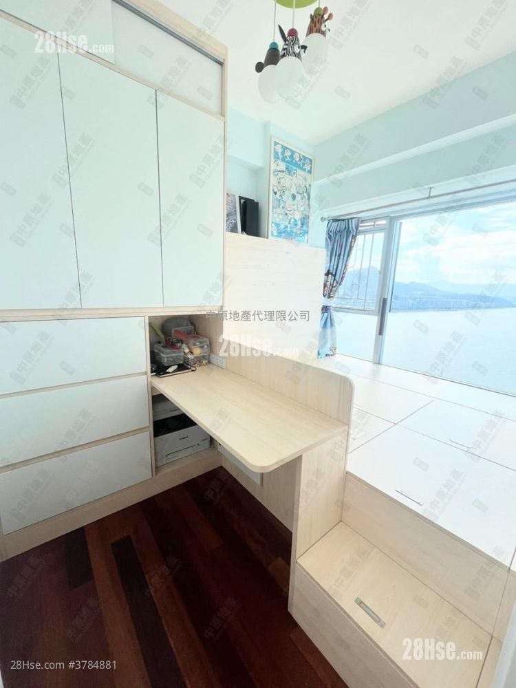 Marbella Sell 3 Bedrooms , 2 Bathrooms 736 ft²