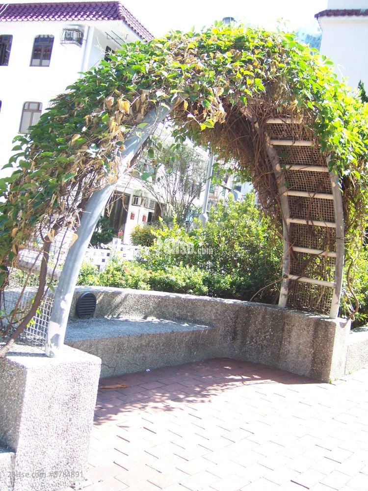 新田村 租盘 2 房 , 1 浴室 550 平方尺