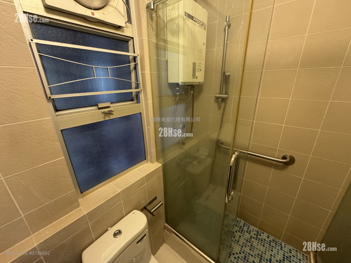 百福花园 售盘 3 房 , 1 浴室 597 平方尺